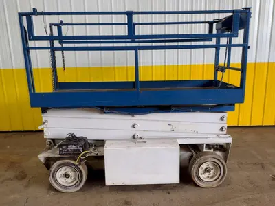 19' MARK INDUSTRIES MODEL #J19 SCISSOR MAN LIFT: STOCK #18153