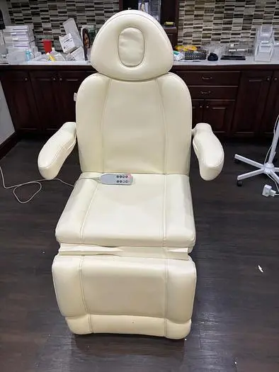 Used SKINACT ELECTRIC BEAUTY BED Salon & Spa (Misc) Minnesota US | Midwest Medical #1467816