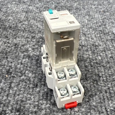 Used Dayton ["5YR20", "8501NR42"] Relays & Switches California US | Davliegogo LLC #1707434