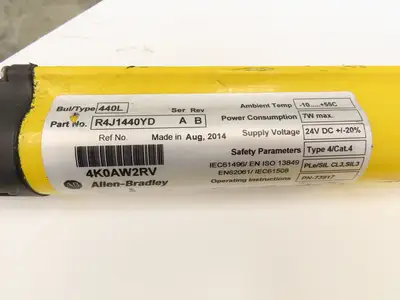 Allen Bradley GuardShield Safety Light Curtain Transmitter/Receiver Set 1440mm