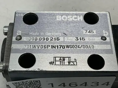 USED BOSCH 0 810 090 215