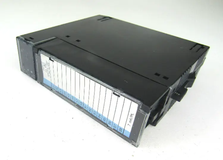 Used GE-FANUC IC693MDL646C Programmable Logic Controllers | Industrial Parts R Us Inc. #359119