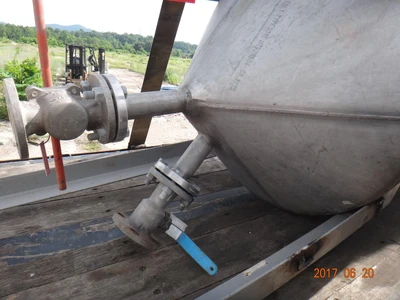 Knight Fabricators 500 Gallon 304L Stainless Steel Tank
