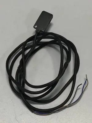 USED OMRON E3T-FD11