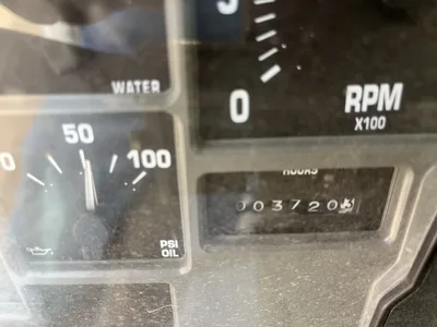 Used 2000 _UNKNOWN_ _UNKNOWN_ Fuel & Lube Trucks Oregon US | KNM Equipment Sales & Service #1363592