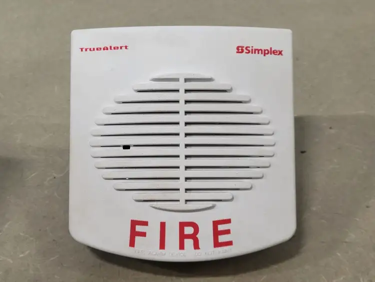 Used SIMPLEX 4902-9717CA Miscellaneous MRO British Columbia CA | Lenmark #278810