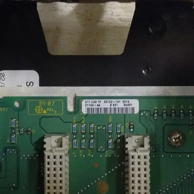 USED ALLEN BRADLEY 1746-P2 SER C / 1746-A4 SER A