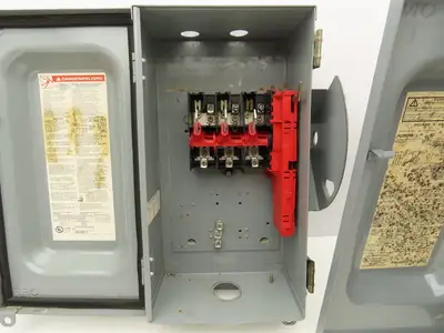 Square D Safety Disconnect Switch 600VAC 60A Fused/Non-Fused Mixed Lot of 3