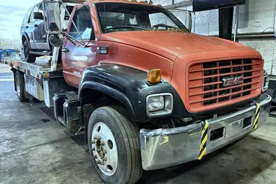 Used 2000 GMC C6500 Tractors & Trailers New Jersey US | Proxy Equipment #1382920