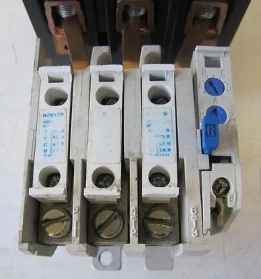 USED SQUARE D 8910DPA93