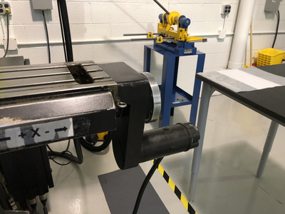 USED 1989 YCM 40 KNEE MILL