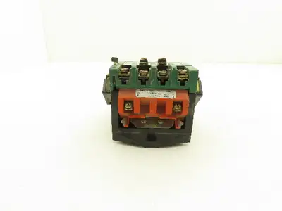 Furnas 14DF32AX9 Motor Starter NEMA Size 1 30A 230VAC/575VAC 7.5Hp/10Hp