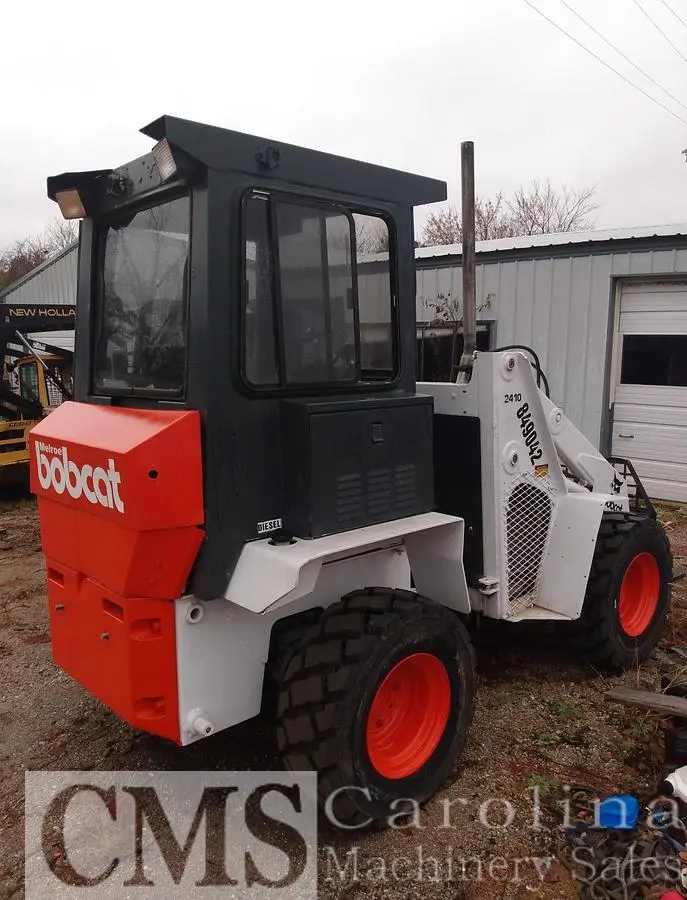 USED BOBCAT 2410 WHEEL LOADER