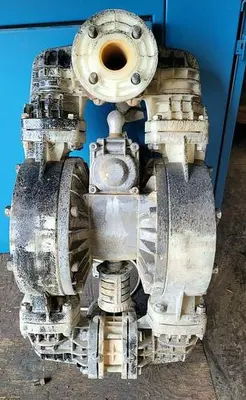 USED SANDPIPER POLY DOUBLE DIAPHRAGM PUMP