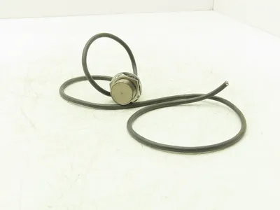 Omron E2EM-X15X1 Inductive Proximity Sensor 36" Cut Cable
