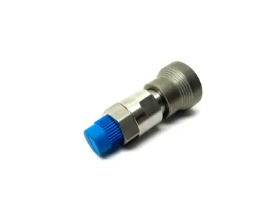 USED SWAGELOK STAINLESS STEEL QUICK-CONNECT BODY, 1/8" MALE NPT