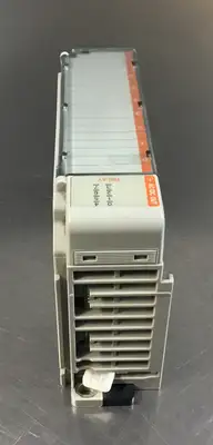 USED Allen-Bradley 1769-OW8