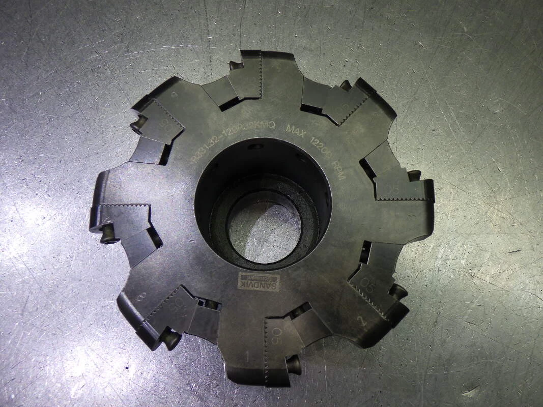 Sandvik 129mm (16mm CW) Indexable Slot Mill 61mm Arbor R331.32-129R32KMQ (LOC3027A)