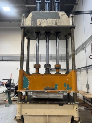 1966 VERSON 200-HD2-72-42 4-Post and Straight Side Press | Kempler Machinery (1)