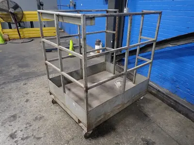 35" X 43" Work Platform