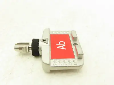 Allen Bradley 440T-AKEYE10AB Guardmaster Trapped Key Interlock Key Ab