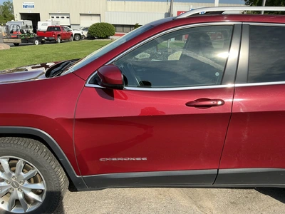 USED 2016 JEEP CHEROKEE