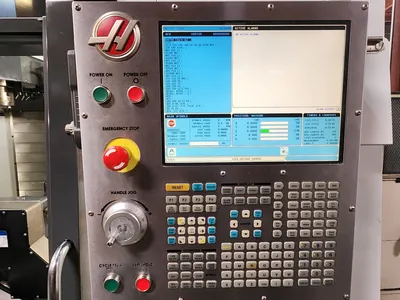 2011 HAAS VF-4SS Vertical Machining Centers | SMS Engineering (9)