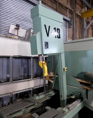 USED 1998 HYD-MECH V-18