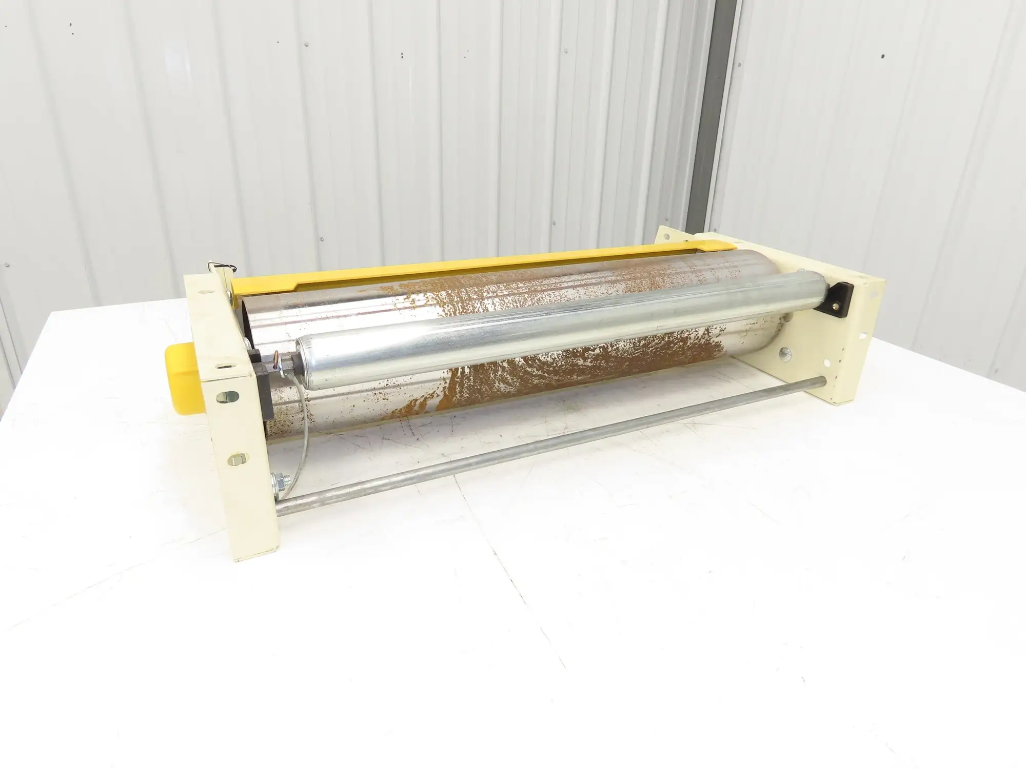 Hytrol 30" Tail Pulley Assembly for Belt-Over Roller Conveyor Beige 27"BF