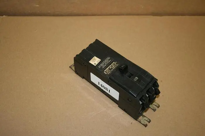 Used SQUARE D Q1U360 Circuit Breakers Michigan US | Ideal Machinery #586684