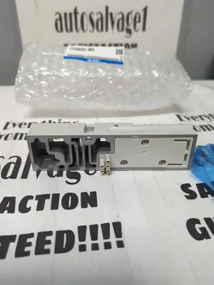 New | in-Stock SMC VVQ4000-86A Solenoid Valves | Surplus Asset Holdings #1204188