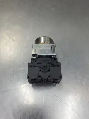 USED Siemens 3SB3400-1A Blue Contactor Pushbutton Switch