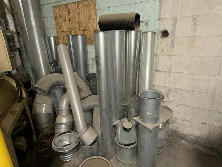 Used _UNKNOWN_ _UNKNOWN_ Dust Collector Accessories Michigan US | Miedema Asset Management Group #1576892