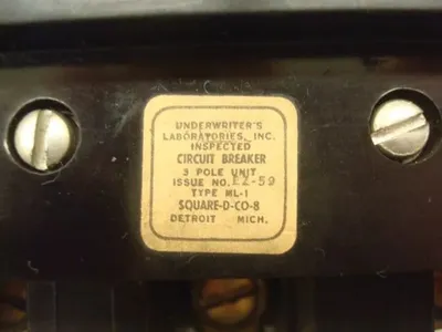 Square D 989715 Circuit Breaker 15 Amps 480 VAC Used