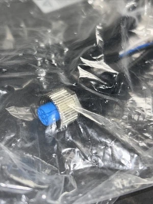 NEW TE Connectivity 2273029-1