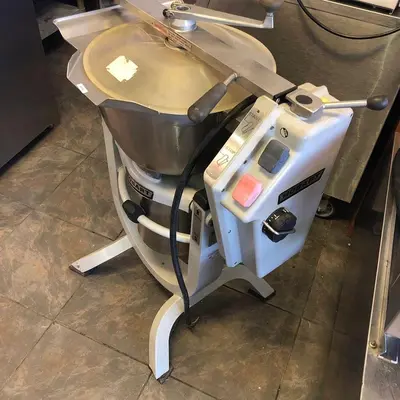 Hobart HCM-300 Vertical Cutter Mixer, Used Great ConditionHobart HCM-300 Vertical Cutter Mixer, Used Great Condition