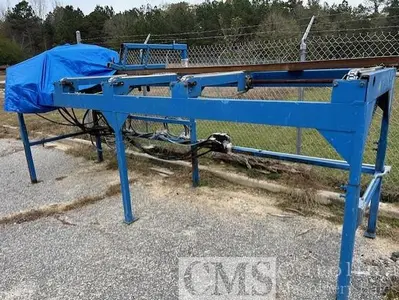 USED NEWMAN K-20 TRIM SAW WITH INFEED DECK