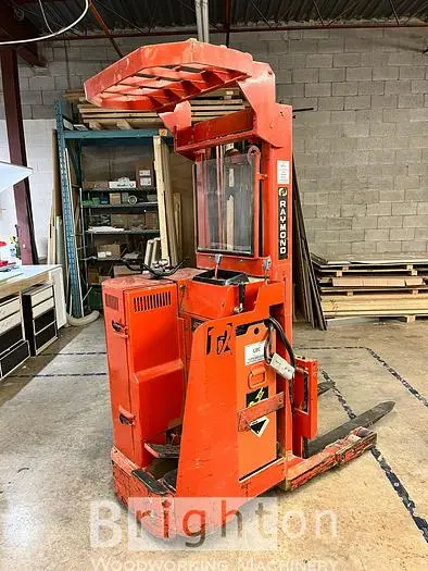 Used RAYMOND MODEL 810 USED ELECTRIC REACH FORKLIFT Misc Forklifts | Brighton Woodworking Machinery #476981