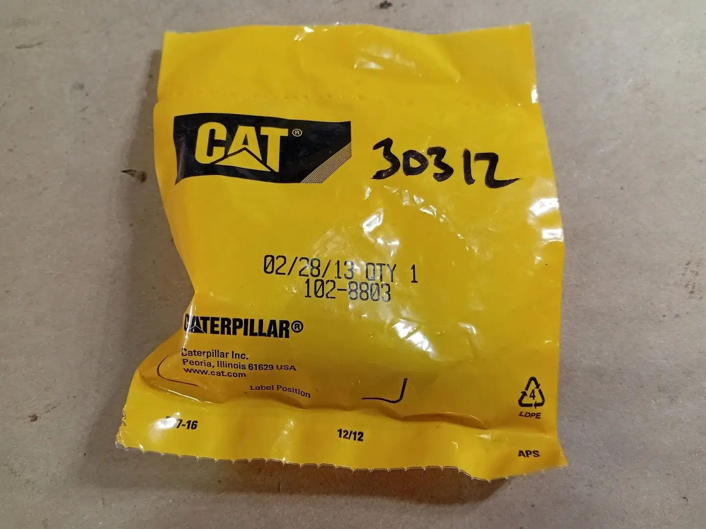NEW CATERPILLAR 102-8803