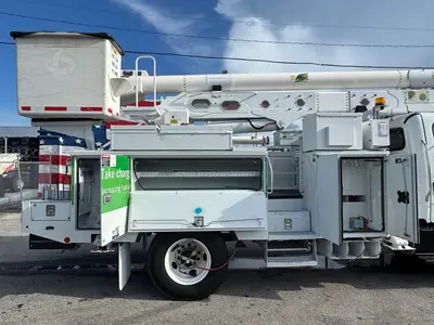 Used 2018 FREIGHTLINER M2 106 Tractors & Trailers Florida US | Truck and Van Outlet #1506268