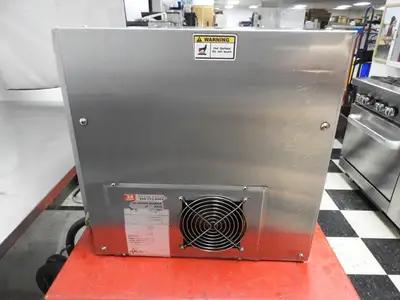 Used APW Wyott Used APW Wyott CMC-24 Countertop Electric Cheese Melter Toaster 208V Salamanders & Cheese Melters Illinois US | Falcon Restaurant Supply #1376457