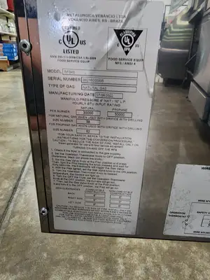 New | in-Stock Venancio New Venancio RFB40G-CB - Prime Restaurant Series Floor Fryer 40lb - Natural Gas/LP on Legs Cookers / Coolers / Fryers Illinois US | Falcon Restaurant Supply #1376698