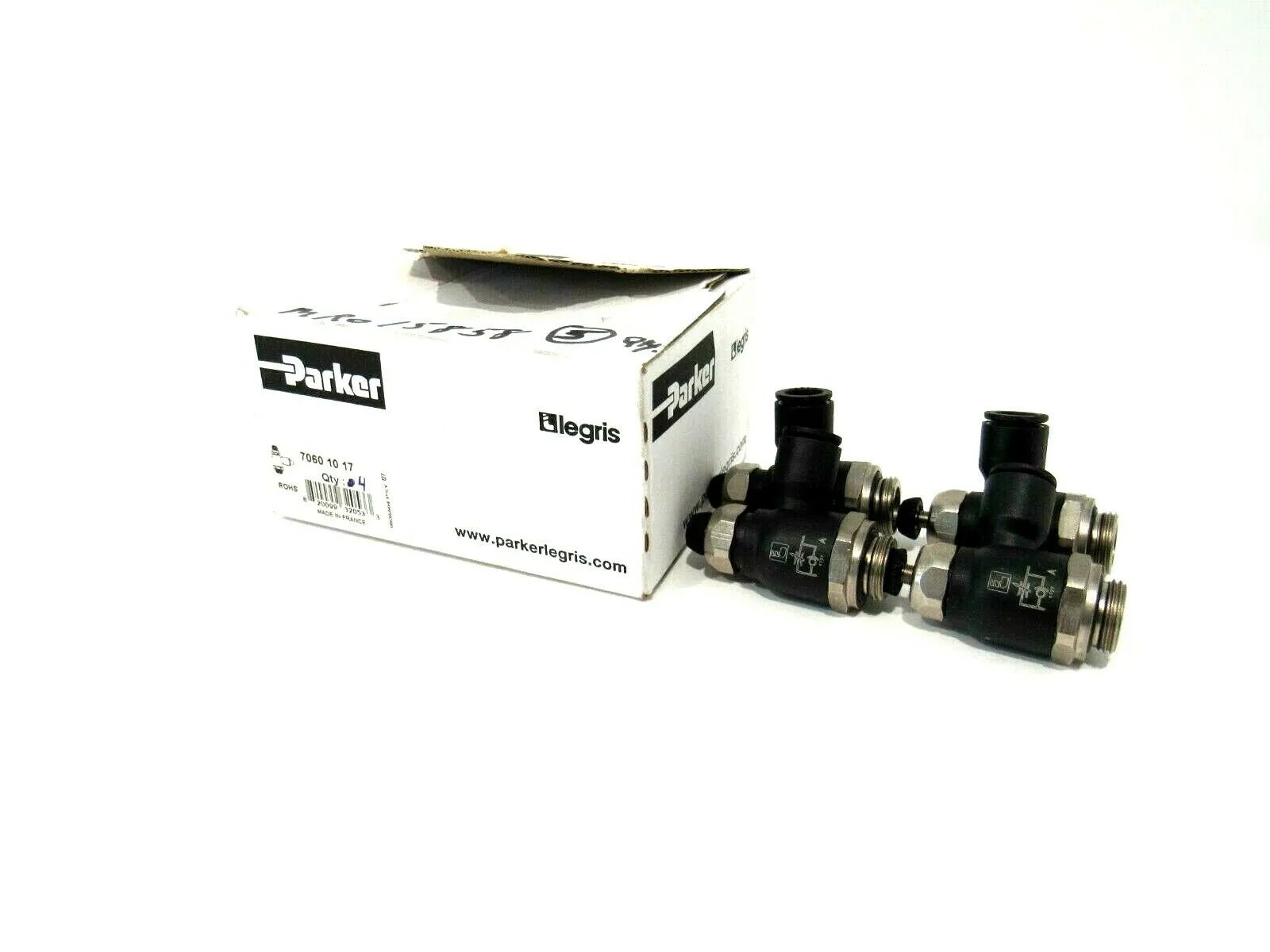 LOT OF 4 NEW PARKER LEGRIS 7060 10 17 FLUID SYSTEM CONNECTORS 70601017