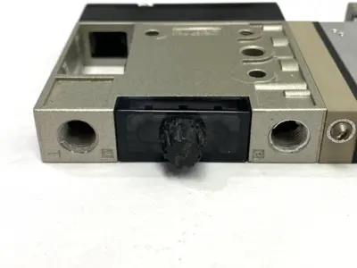 ZM131HT-K5WO-X322 | SMC  Vacuum Generator w/ SYJ3430-5WO Solenoid Valve NO MUFFLER - For parts or not working