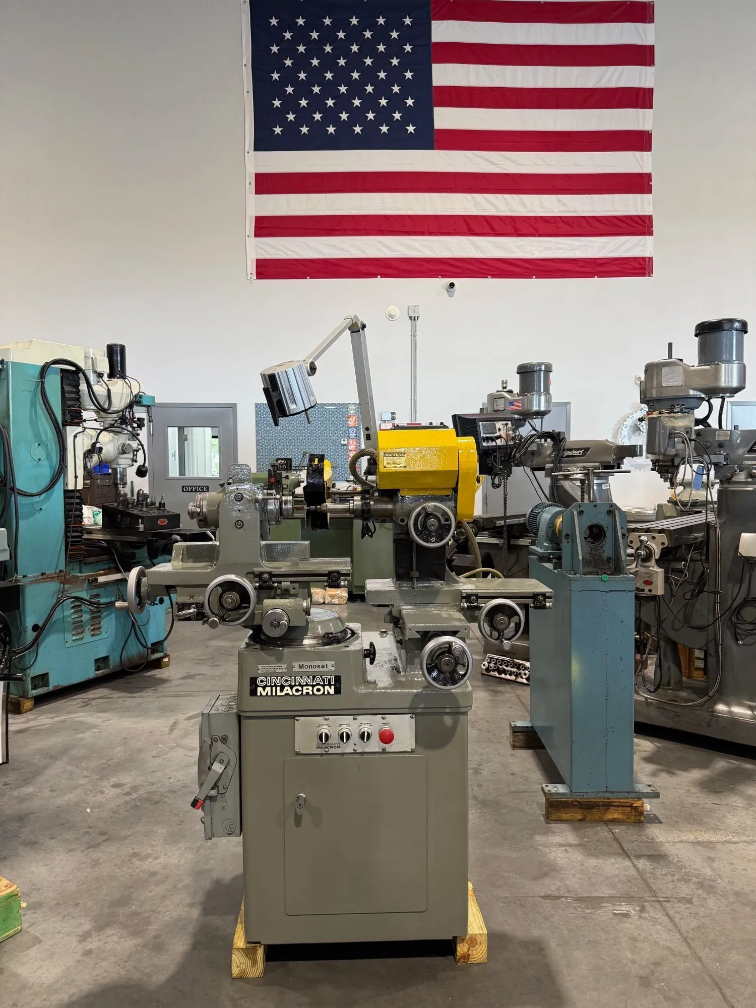 USED CINCINNATI MILACRON MONOSET