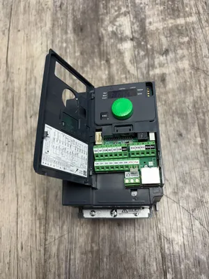 SCHNEIDER ELECTRIC ATV320U07N4C Electrical/PLC/Automation | ESS Industrial Equipment Sales (8)