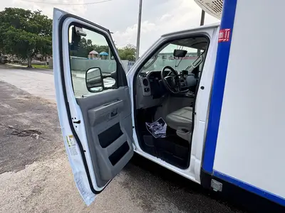Used 2024 FORD E-350 Reefer Trucks Florida US | Truck and Van Outlet #1509245