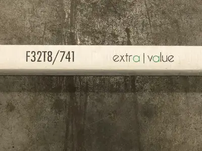 USED EXTRA VALUE F32T8/741