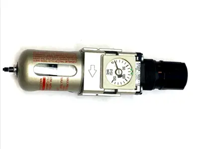 Used SMC Modular Filter Regulator 1/4" NPT MISSING DRAIN CAP Air Pressure Regulators Michigan US | Maverick Industrial Sales #1394924