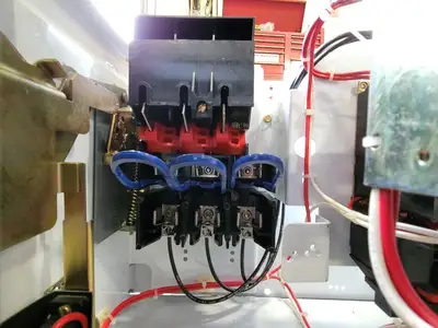 NEW SQUARE D MODEL 6